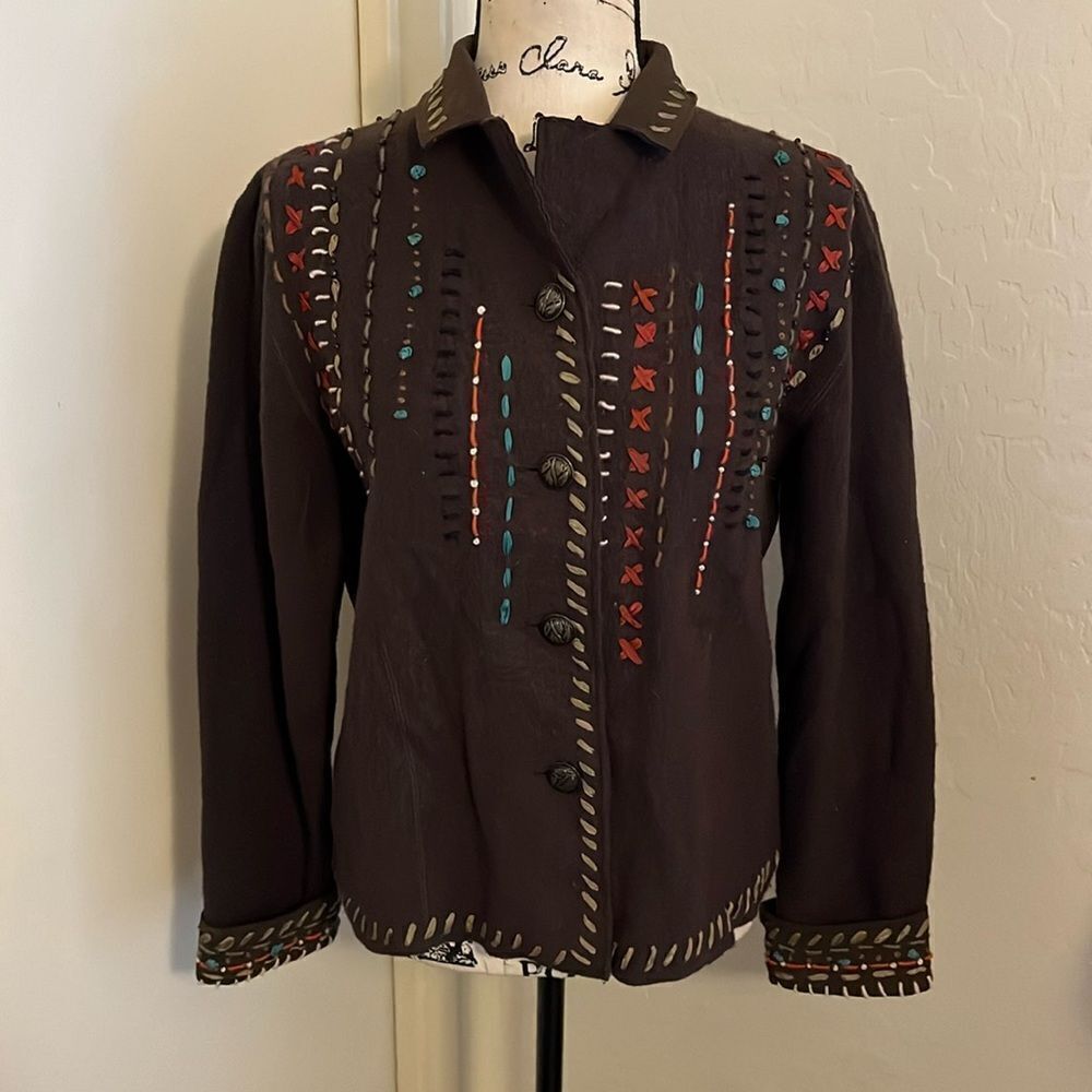 Icelandic Design Brown 100% Wool Boho Button Closure Jacket Feminine Casual